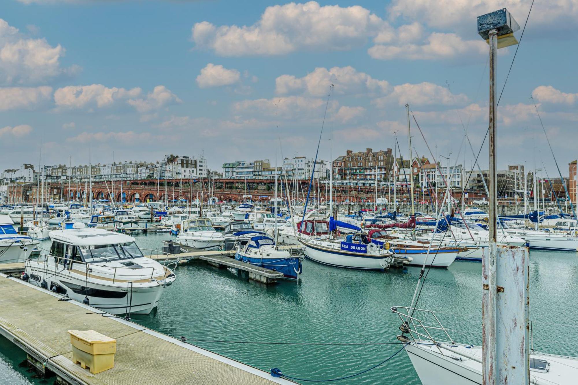 Modern Apartments In Vibrant Ramsgate Dış mekan fotoğraf